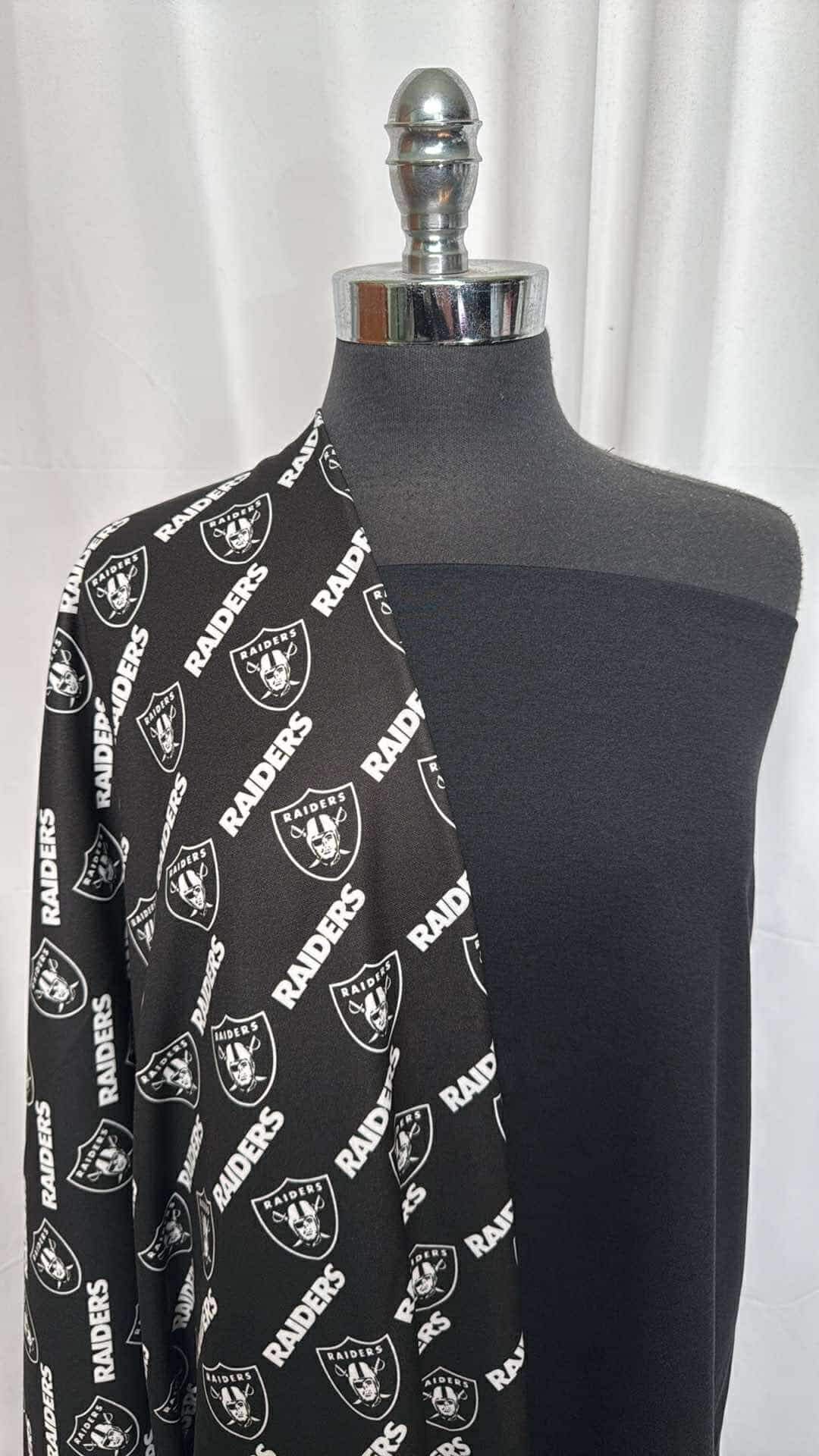 RAIDERS/BLACK BUNDLE : 2YD Black 2-Tone Peached PF & 2YD Raiders Poly DK : A26524