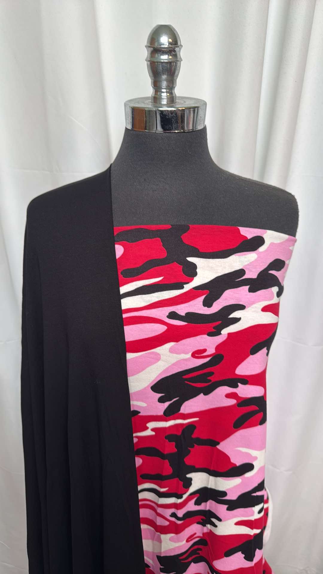 BLACK/PINK RED CAMO BUNDLE : 2YD Black/Pink/Red Camo Light-Weight C/S & 2YD Black Heavy Black R/S : A26350