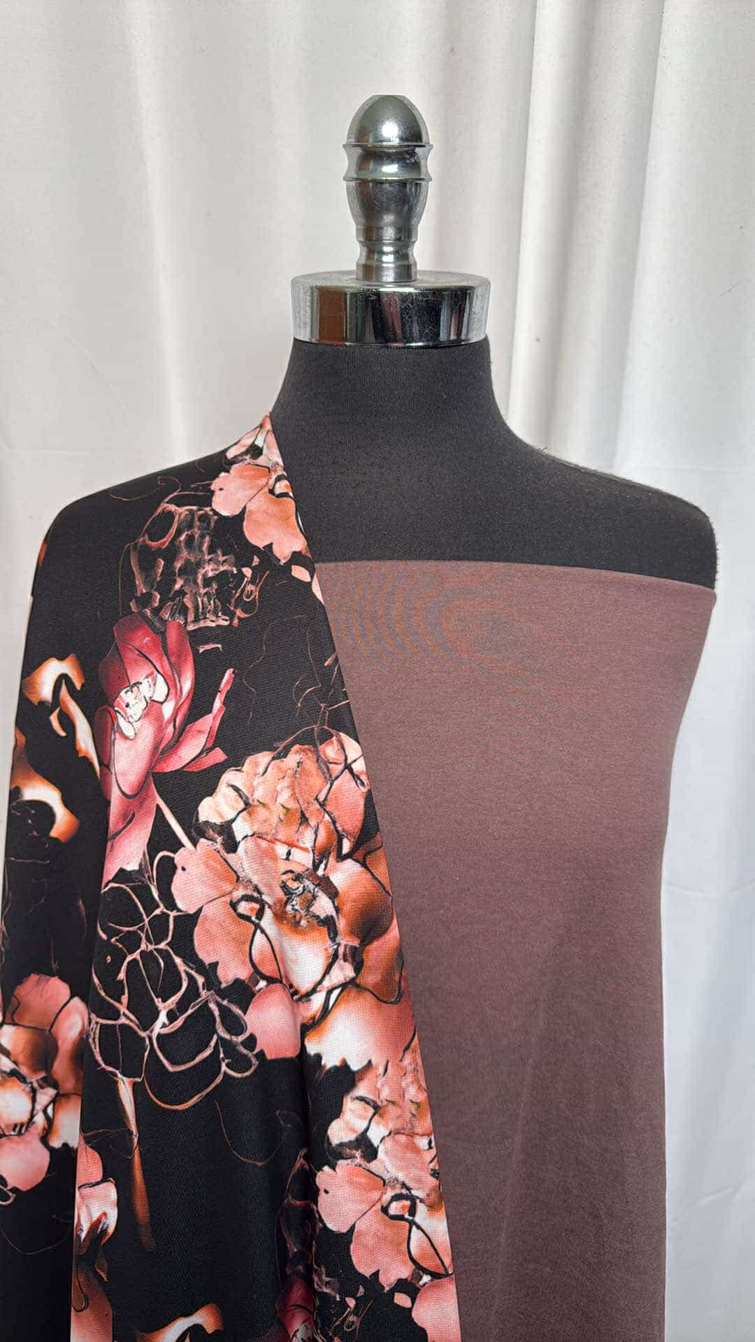 MOCHA/ROSE GOLD FLORAL BUNDLE : 1.5YD Mocha Peached PF & 2YD Black/Rose Gold Floral Sport Fleece : A26519