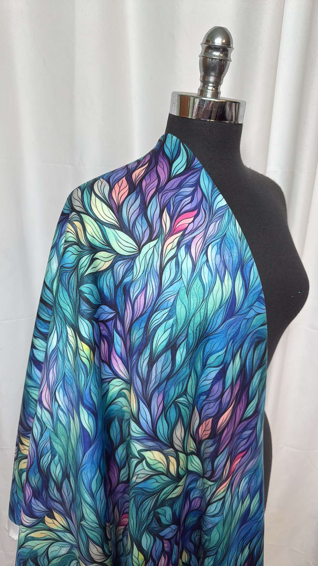 Braided Leaves - Poly/Spandex Sweatshirt Fleece - 2 Yard Cut