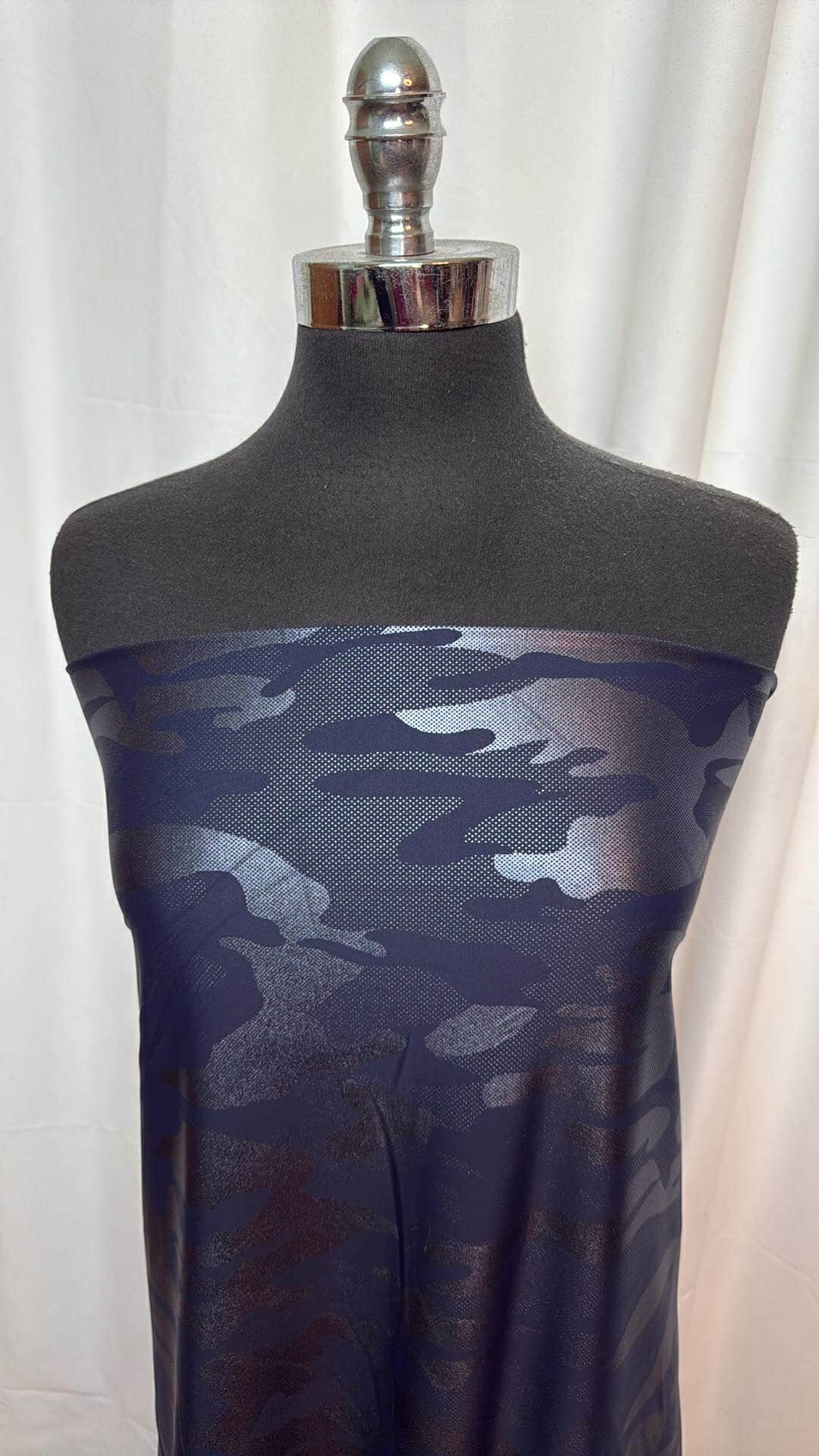 Navy Camo w/Foil - Nylon/Spandex - 3 Yard Cut